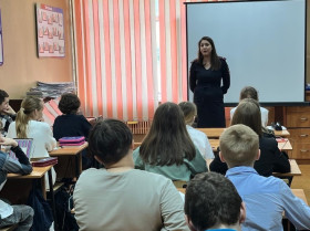 Инспектор ПДН Романова Анна Юрьевна провела беседу с учащимися нашей школы.